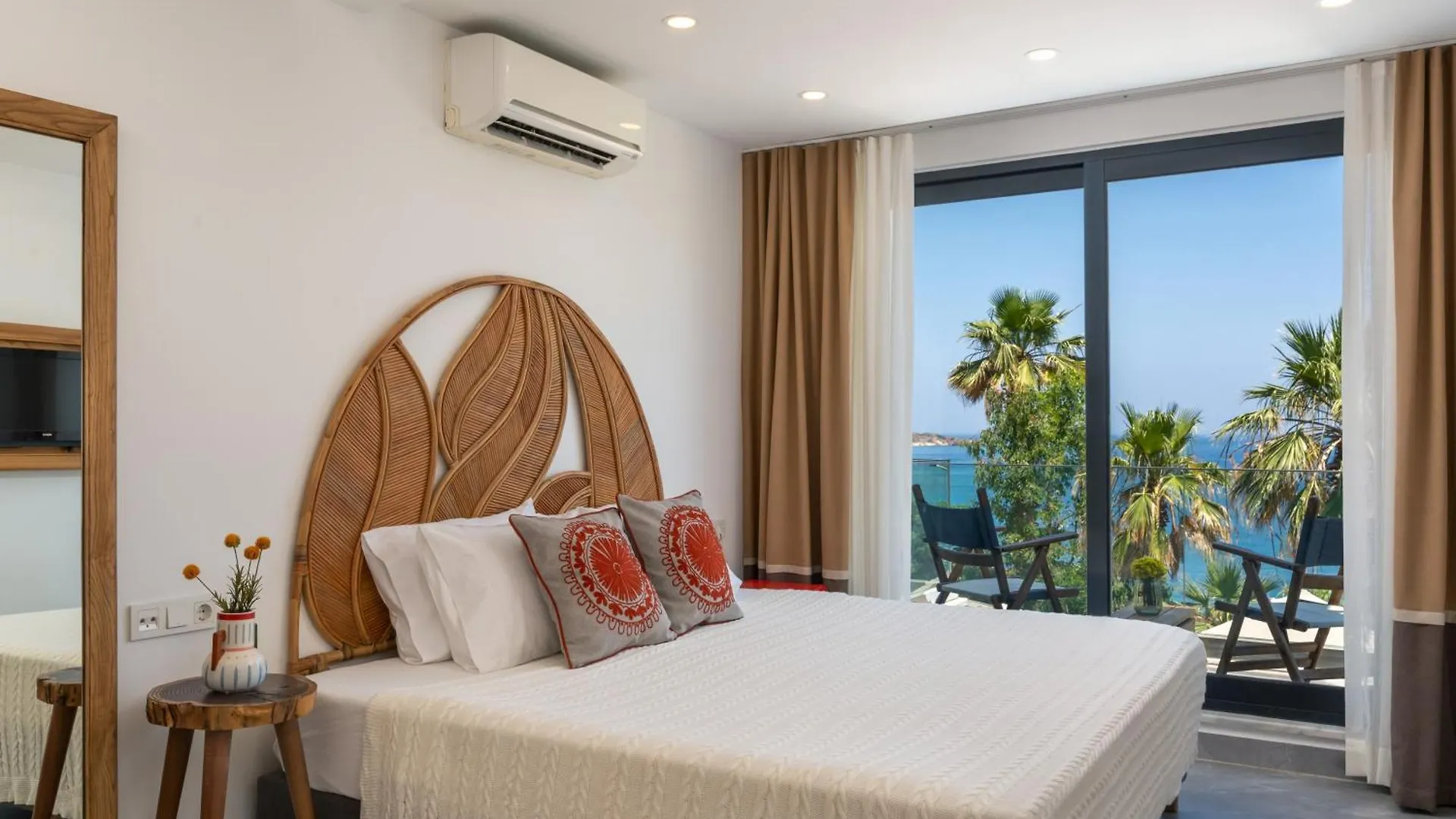 La Local Beach House Yalikavak Otel