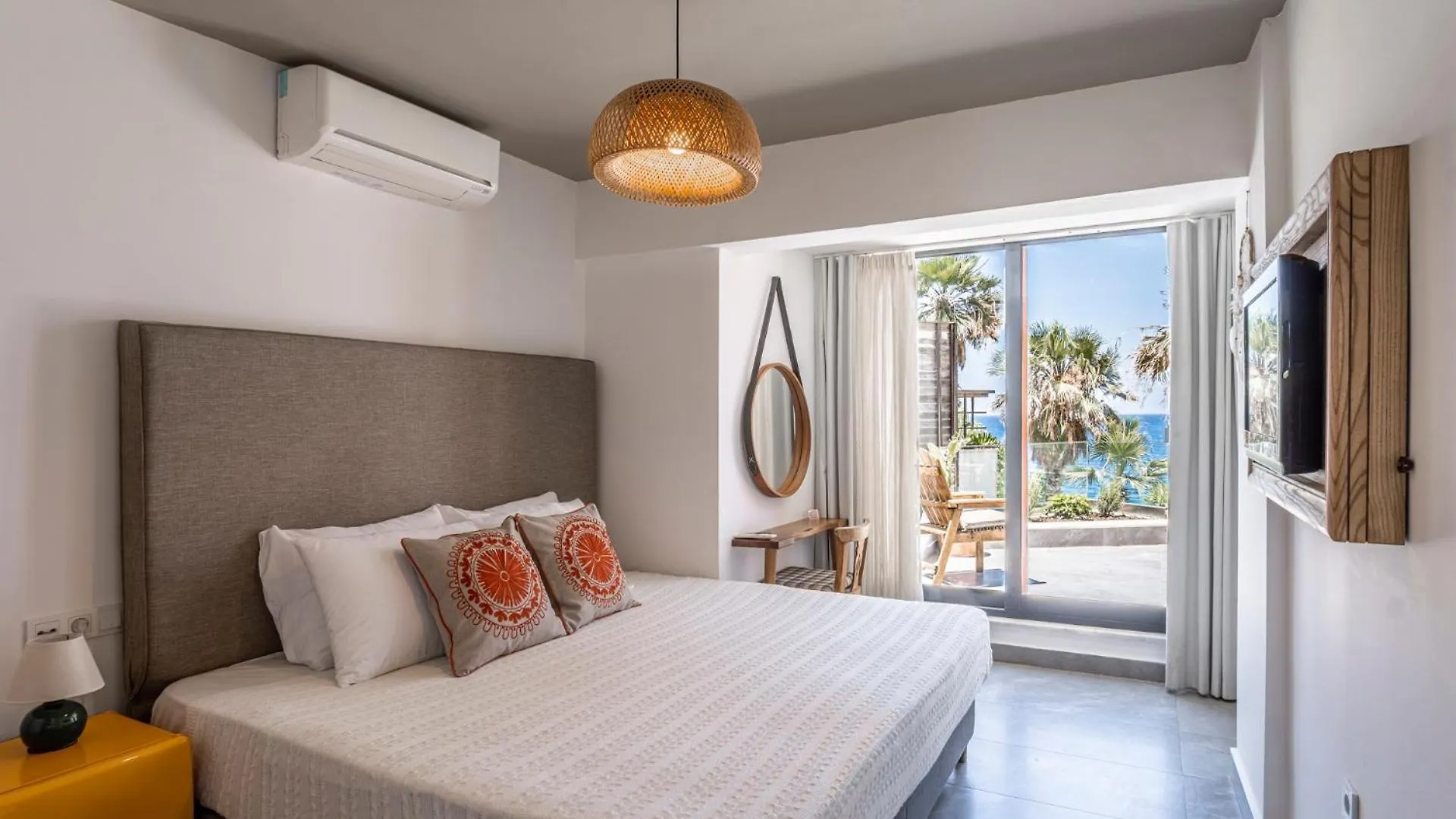 La Local Beach House Yalikavak