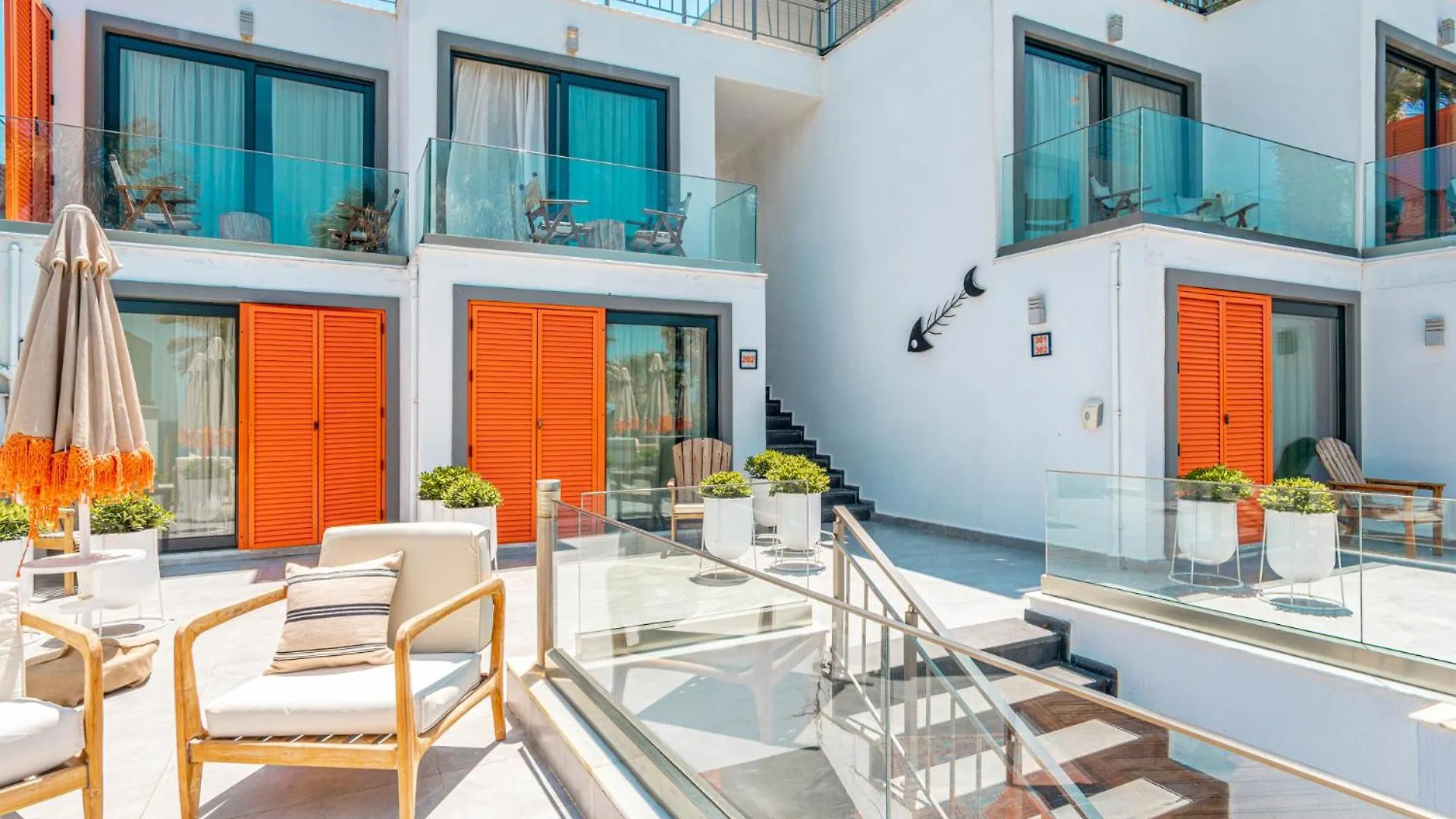 La Local Beach House Yalikavak 0*,  Турция