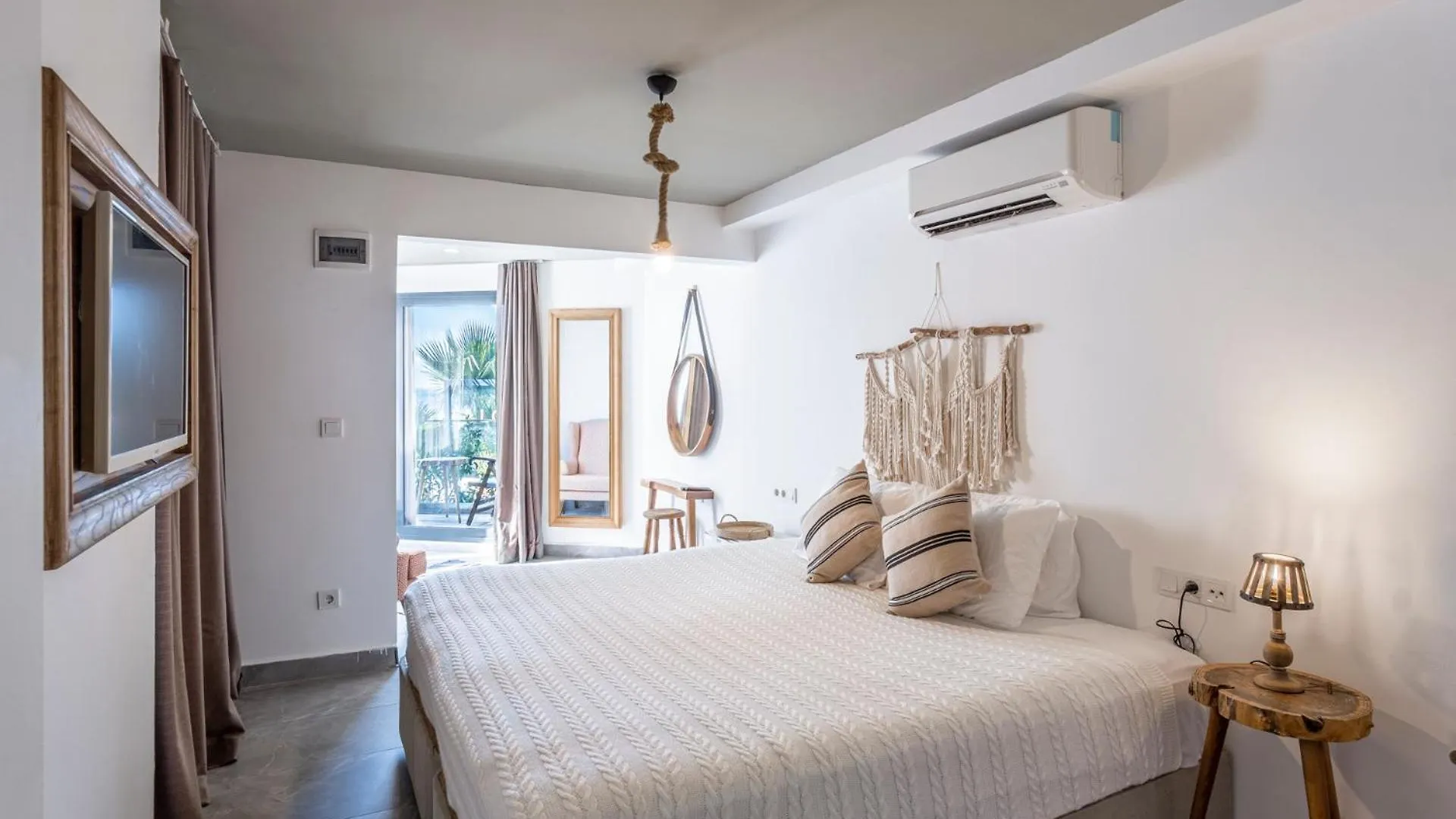 La Local Beach House Yalikavak Отель