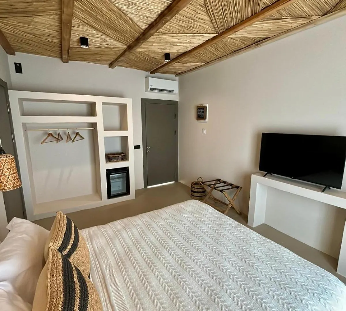 La Local Beach House Yalikavak